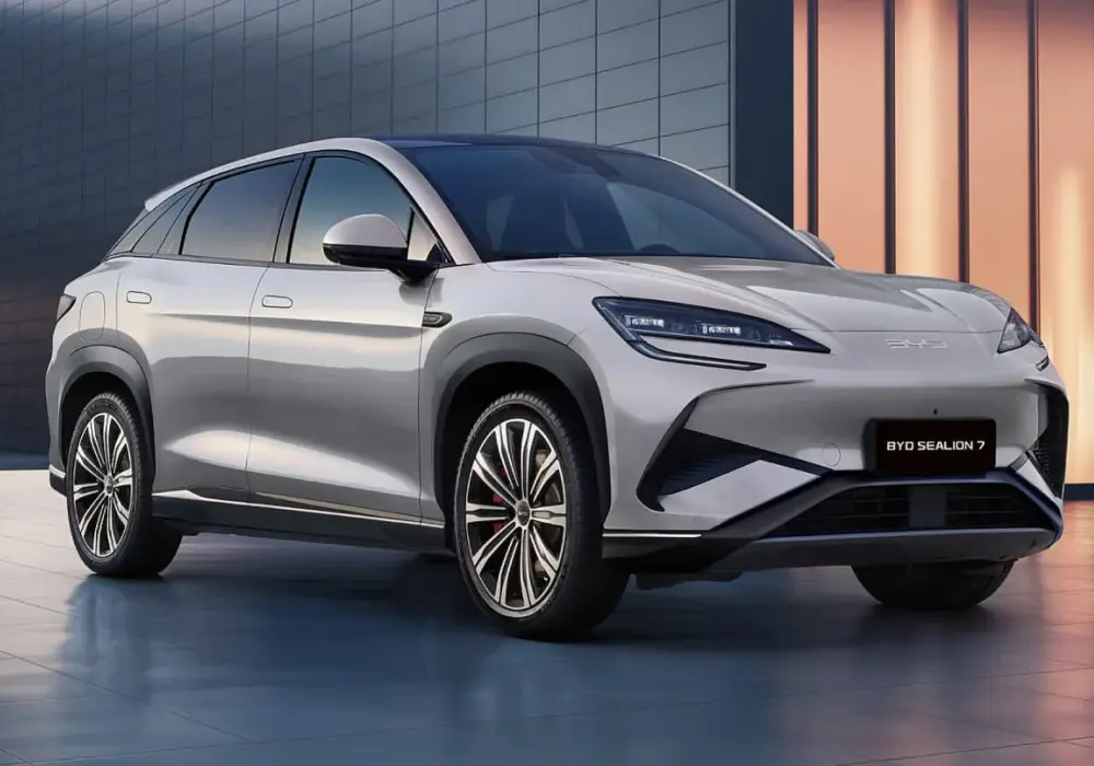 BYD Sealion 7 - ile kosztuje i którą wersję wybrać?
