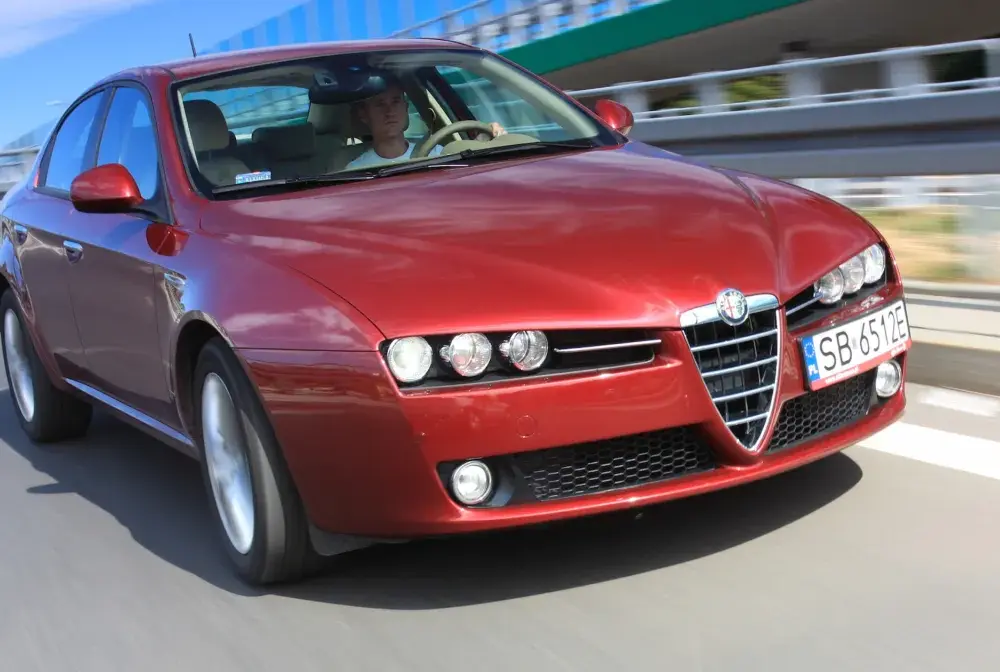 Objawy uszkodzonej maglownicy w Alfa Romeo 159 - co musisz wiedzieć