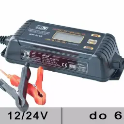 Inteligentna ładowarka akumulatorów 12V/24V do 6A. Dowiedz się, jak długo ładować akumulator 12v, aby był w pełni sprawny.