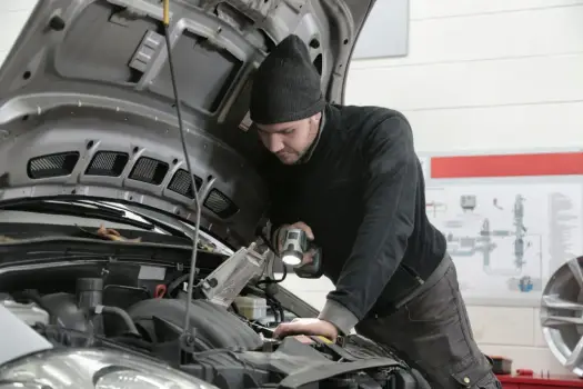 Błąd P0380 w Renault - przyczyny, diagnostyka i koszty